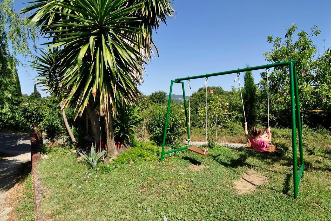 منزل الضيف Vátos  في House In The Country المظهر الخارجي الصورة