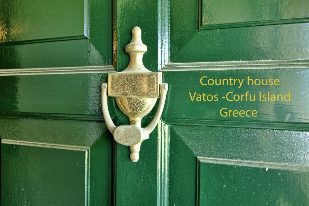 منزل الضيف Vátos  في House In The Country المظهر الخارجي الصورة